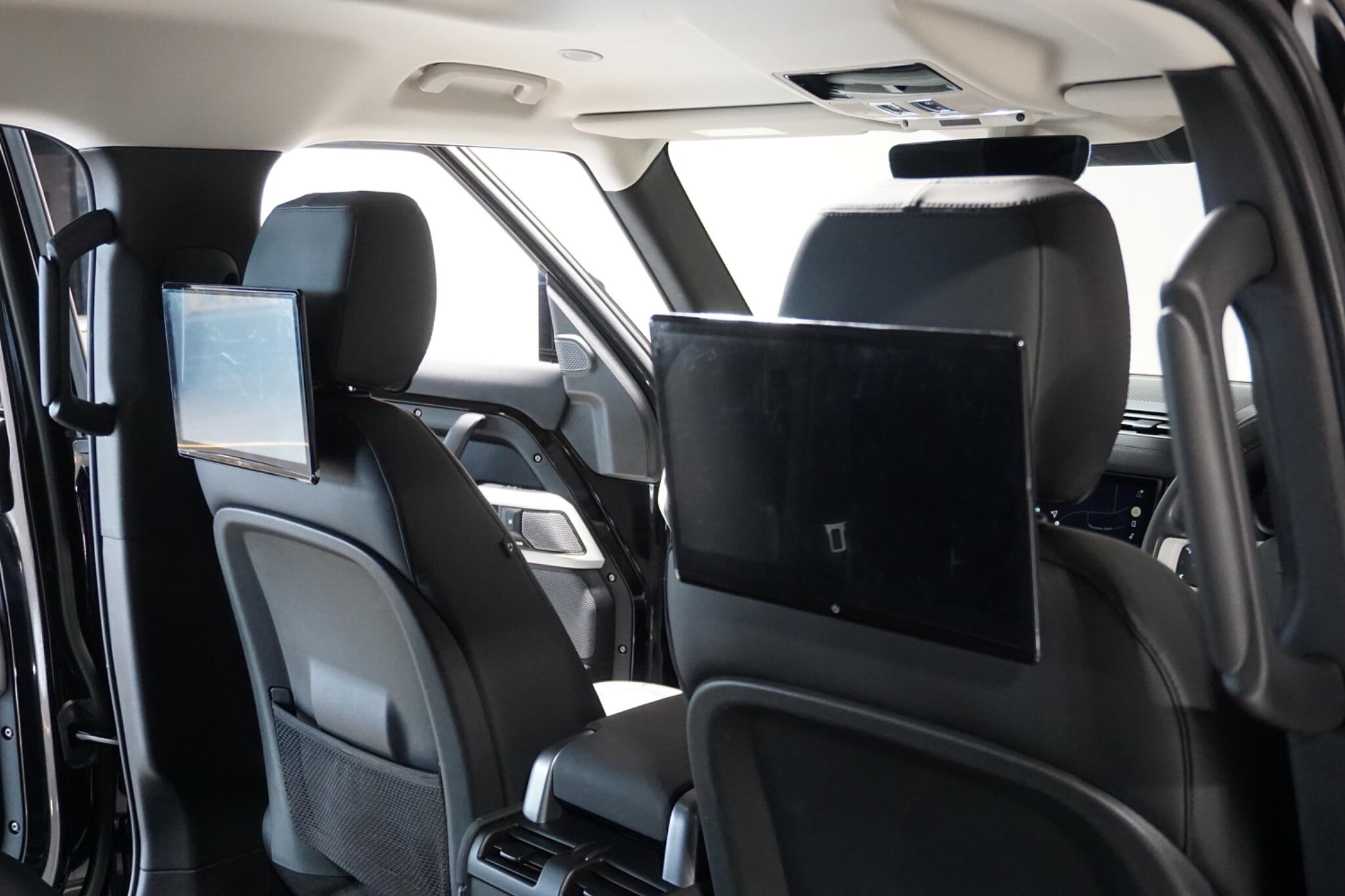 Land Rover Defender 110 3.0 D250 MHEV SE SUV 5dr Diesel Auto 4WD Euro 6 (s/s) (250 ps)